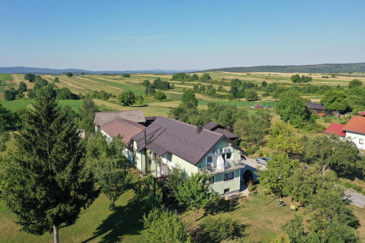 Guest House Jagoda Rakovica Exterior foto